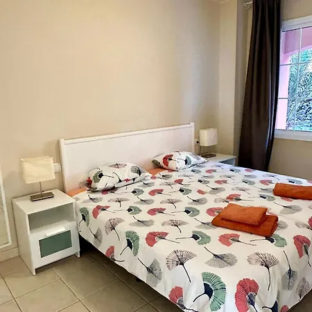 Ana Apartamento *